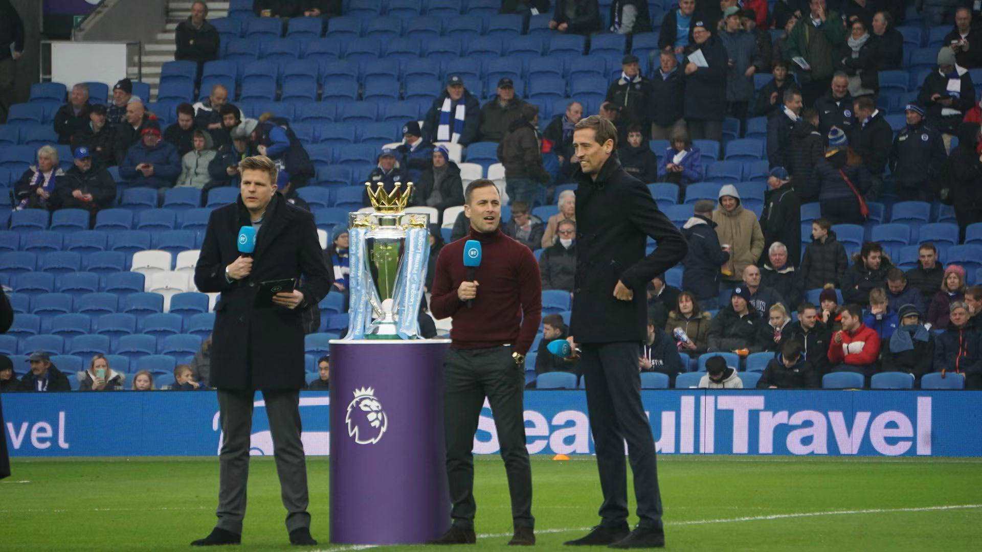 高高飘扬 高高飘扬